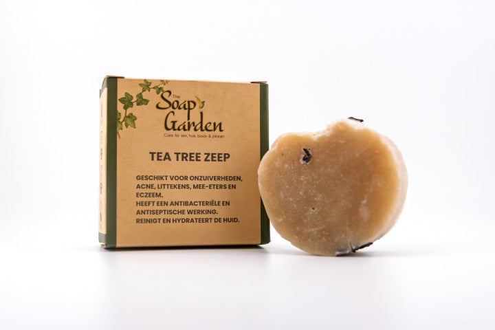 Handgemaakte tea tree zeep – natuurlijke zeep met zuiverende en antibacteriële werking.