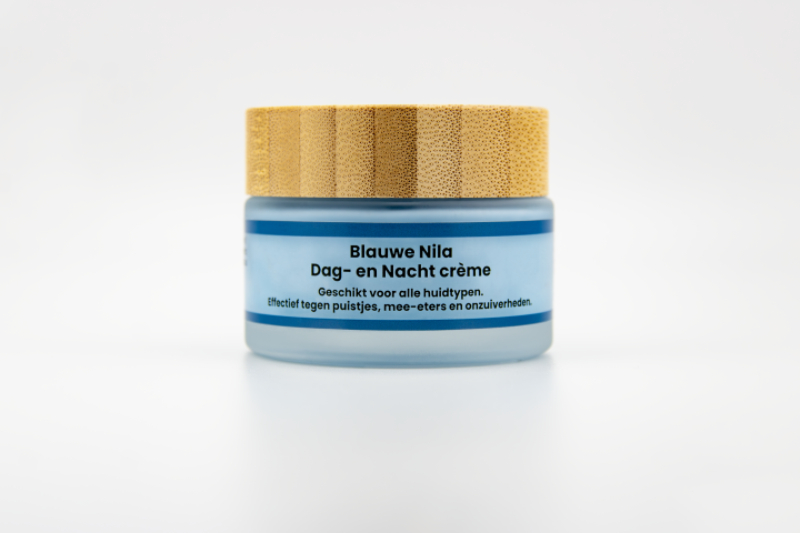 Blauwe Nila dag- en nachtcrème – natuurlijke gezichtscrème tegen puistjes, acne en roodheid met Marokkaanse blauwe klei. 